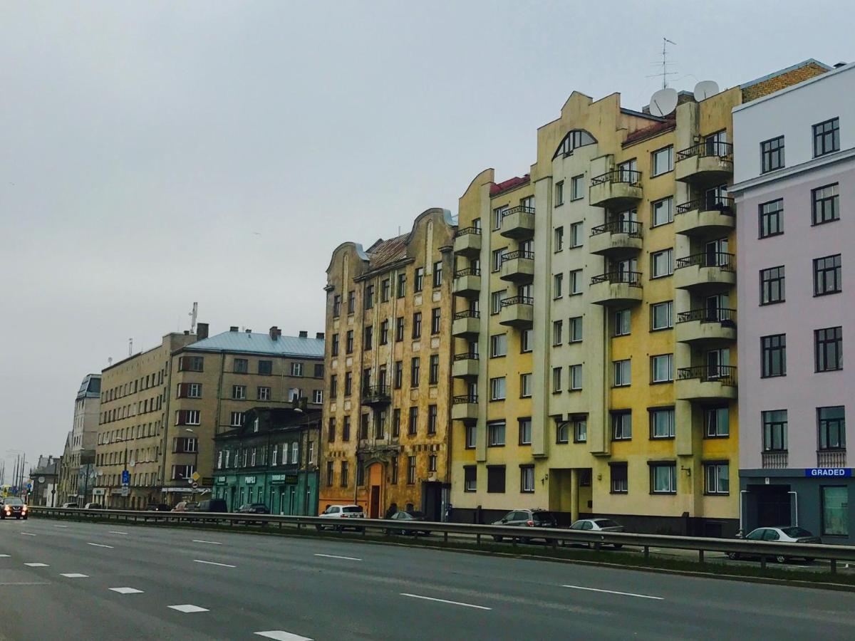 Riverside Promenade Apartment S Riga Exterior photo